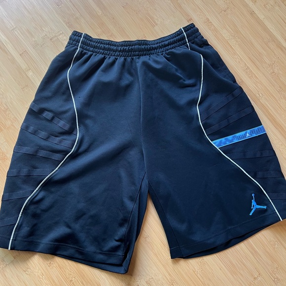 🏀MEN’s Jordan black basketball shorts - XL - Picture 3 of 6